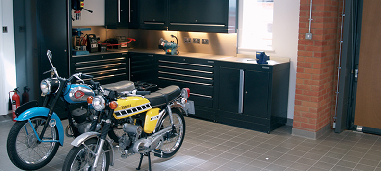Guide to tidying your garage